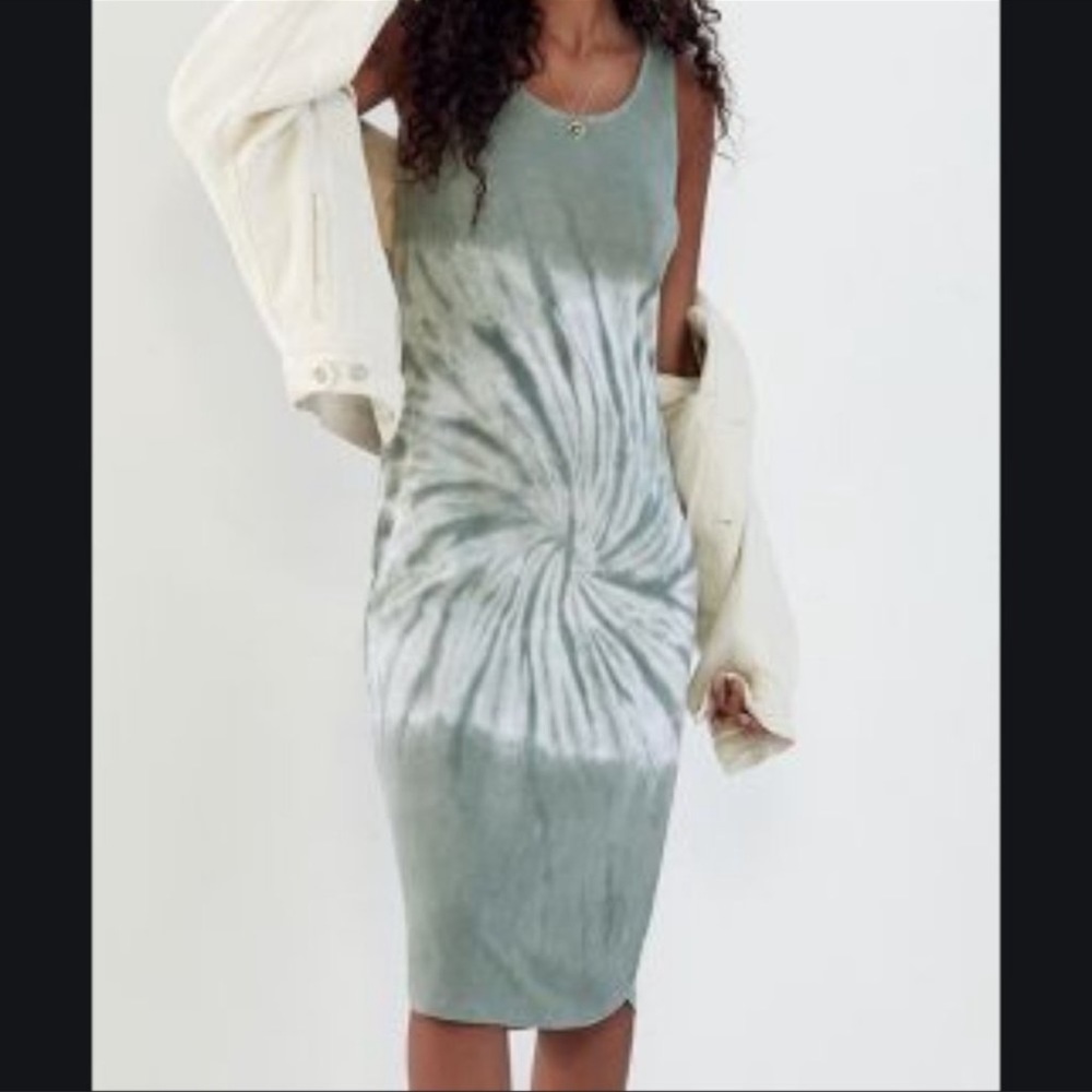 Anthropologie Aloe tie-dye midi dress